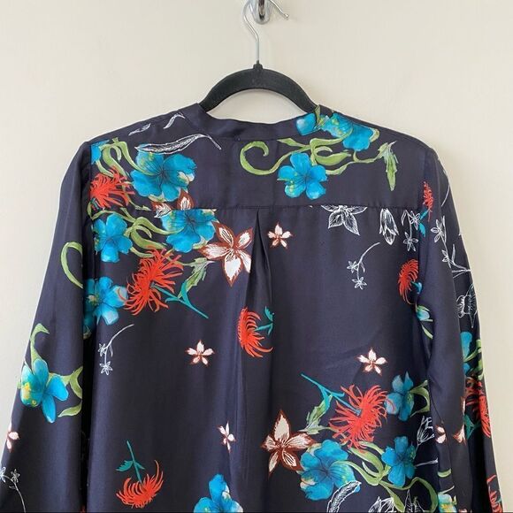 JOHNNY WAS-BECCA 100% Silk Floral Pattern Tunic Top (Small) - Picture 9 of 15